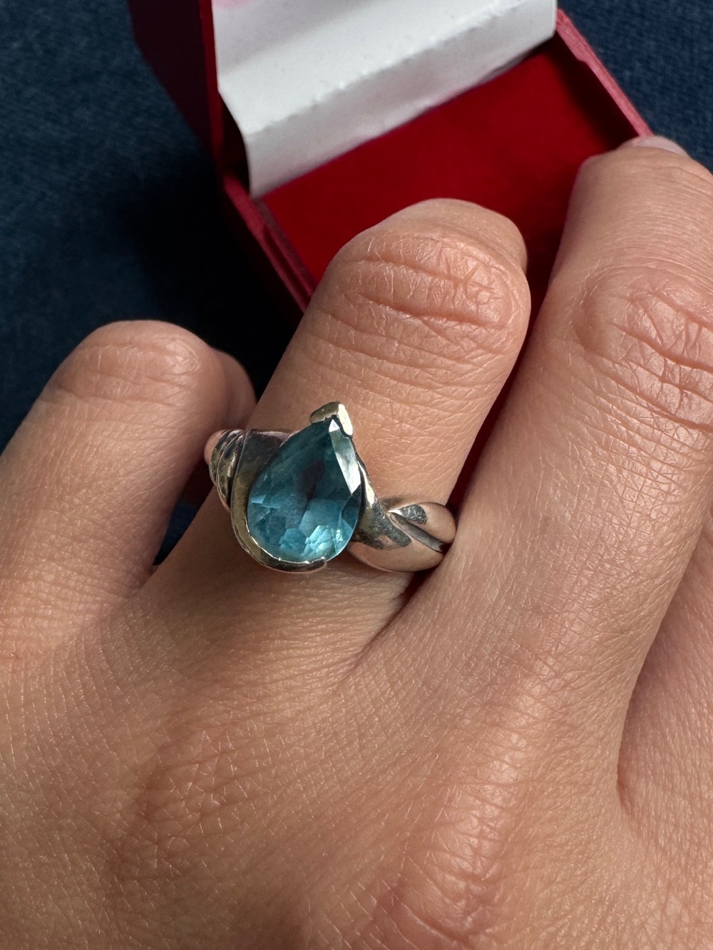 Vintage 925 Sterling Silver pear-cut blue topaz engagement‎ Ring size 6